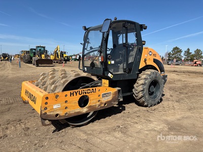 2017 Hyundai HR70C-9 Padfoot Drum Compactor