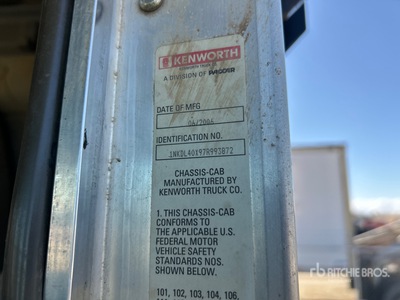 2007 Kenworth T800 6x4 Camion à benne basculante D/E