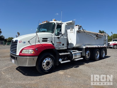 2015 Mack CXU613 8x4 Tri/A Dump Truck