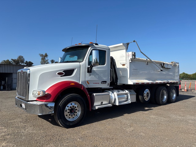 2015 Peterbilt 567 8x4 Tri/A Dump Truck