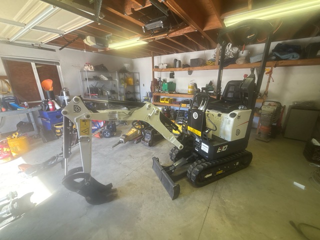 2022 Bobcat E10 Mini Excavator