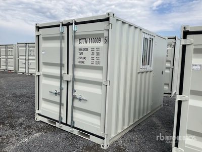 2026 11 ft Oficina Movil Tipo Contenedor / Storage Container