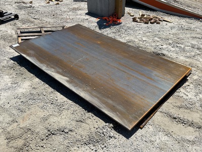 Quantity of (2) 4 ft 11 in x 7 ft 10 in (0.75 in Thick) Road Stahlplatten