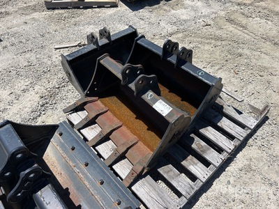 Quantity of (3) Yanmar 2(30in) V Ditching &1(30in) Digging Excavator Bucket
