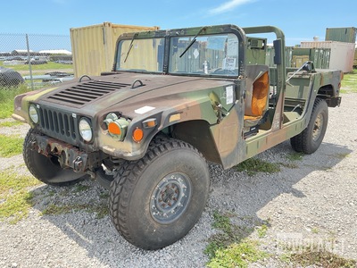 AM General M1097R1 HMMWV 4 Door w/Truck Body