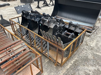 Quantity of (8) Yanmar 18 in Digging Graafmachine Bak
