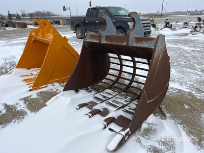 60 in Q/C Skeleton Excavator Bucket - Fits Cat 336