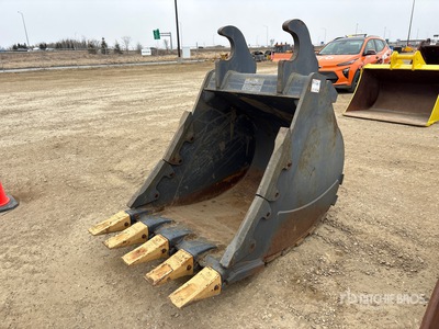 42 in Q/C Digging Excavator Bucket - Fits Cat 336