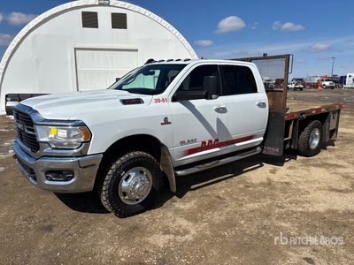 2019 Ram 3500 4x4 Crew Cab Ciężarówka z płaską platformą