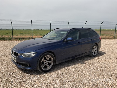 2019 BMW 320 Automobile