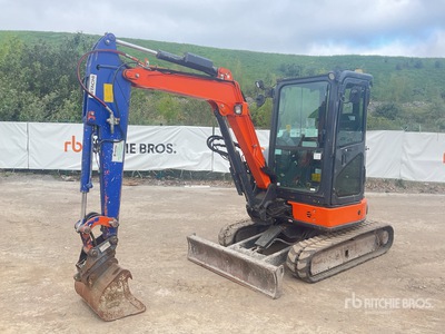 2019 Hitachi ZX33U-5A CLR Mini Excavator