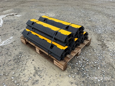 Quantity of (10) Bauer Generatoren Cable Bridge 1 wax industrial cable bridge Divers. Equipement pour granulat (Unused)