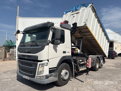2015 Fassi F120B.0.22 E-Active on 2015 Volvo FM 6x2 Dump Truck with Crane