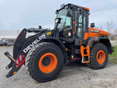 2023 Develon DL250-7 Wheel Loader (Unused)