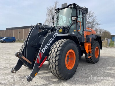 2023 Develon DL250-7 Wheel Loader (Unused)