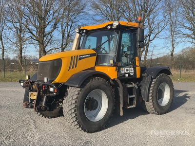 2011 JCB Fastrac 3200 HMV 4WD Tractor