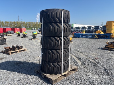 Qty of 5 - Tyres and Rims. Wheels with rims   5psc. その他 - 店舗 & 倉庫