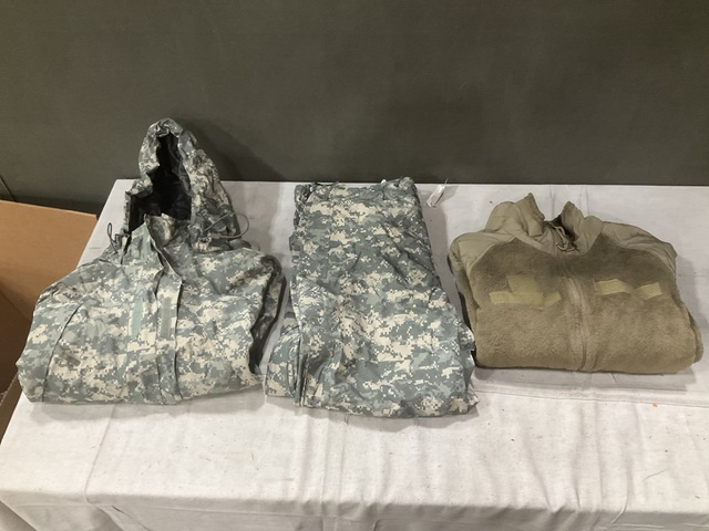 (13) Wet Weather Jackets, (16) Pairs of Wet Weather Trousers & Assorted Items
