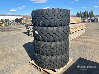 Quantity of 460/70R24 إطارات المعدات