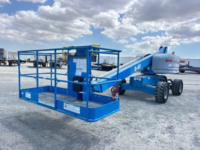 2018 Genie S40 4WD Diesel Telescopic Boom Lift