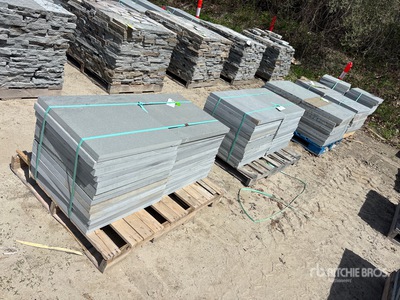 Quantity of (5) Pallets of 1.5 in Thermal Bluestone Pattern Stone (Unused)