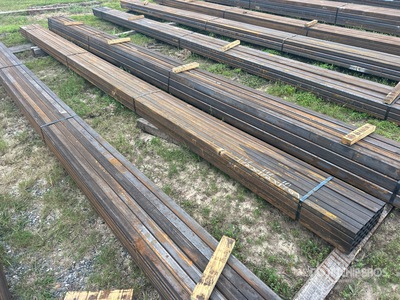 Quantity of 1.5 in x 1.5 in Square Tubing