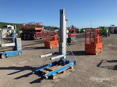 2019 Genie SLA-10 Material Lift Attrezzatura industriale