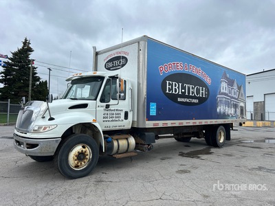 2016 International 4300 4x2 Kastenwägen