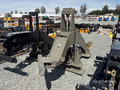 2026 Neks Hydraulic Fifth Wheel Wrecker Attachment (Unused)