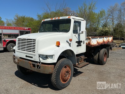 1993 International 4800 4x4 Pickup