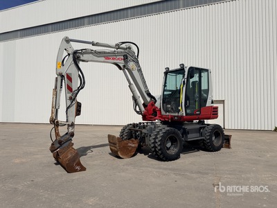 2016 Takeuchi TB295W Mobilbagger