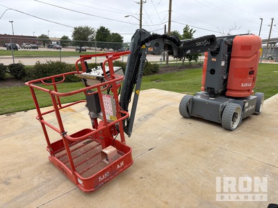 2017 Skyjack SJ30AJE 2WD Electric Plataforma Elevadora Articulada