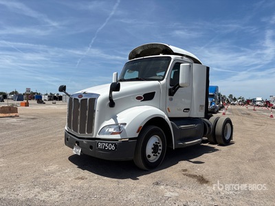 2016 Peterbilt 579 4x2 S/A Day Cab Truck Tractor