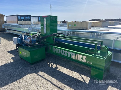 Real Tuff Industries Electric Baler معدات القش المتنوعة