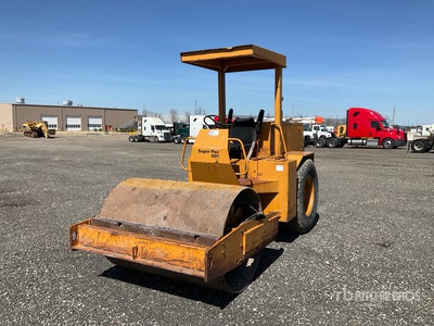 Super Pac 600 Smooth Drum Compactor