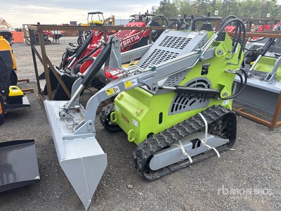 2025 STARVOX SV-480 Mini Compact Track Loader (Unused)
