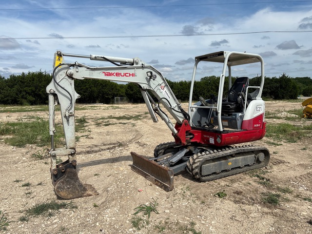 2021 Takeuchi TB235-2 Tracked Excavator