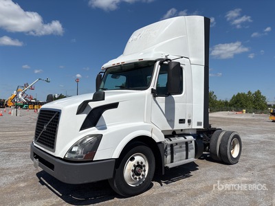 2017 Volvo VNL42T 4x2 S/A Day Cab Truck Tractor