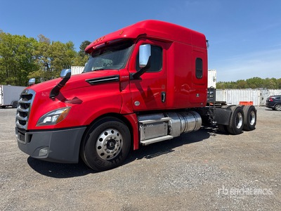 2020 Freightliner Cascadia 126 6x4 3- Achs Sattelzugmaschine mit Schlafkabine