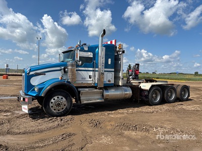 2012 Kenworth T800 8x6 Tri/A Sleeper Truck Tractor