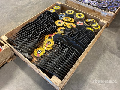 Quantity of Dewalt Welder Grinding Disks (Unused)