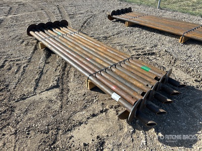 Quantity of (10) 3 in x 10 ft Screw Pilings ドリル/油田 その他用