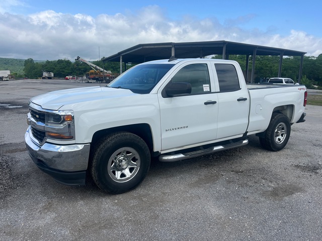 2017 Chevrolet 1500 4x4 Extended Cab Pickup 2017 Chevrolet 1500 4x4 Extended Cab Pickup