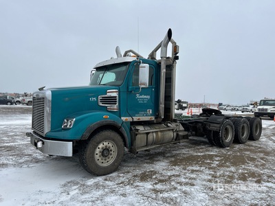 2015 Freightliner Coronado 122 8x6 Ciągnik siodłowy z kabiną dzienną Tri/A
