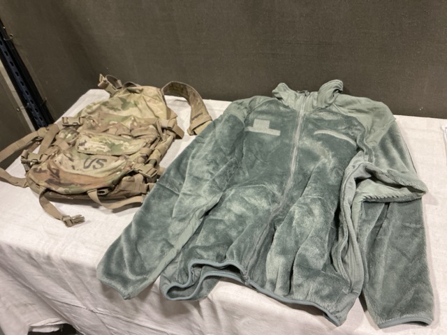 (24) Cold Weather Jackets & (10) Field Packs