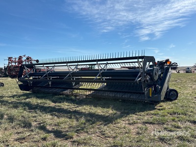 Massey Ferguson 5200 22 ft Windrower Header