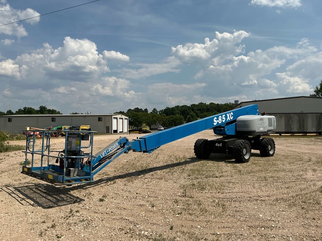 2018 Genie S-85 XC 4WD Diesel Telescopic Boom Lift