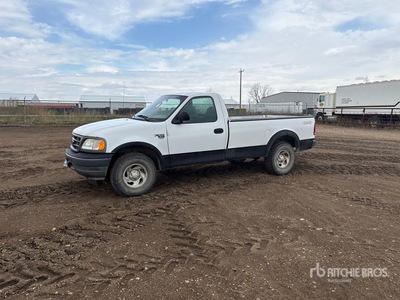 2003 Ford F-150 XL XL 4x4 Pick-up