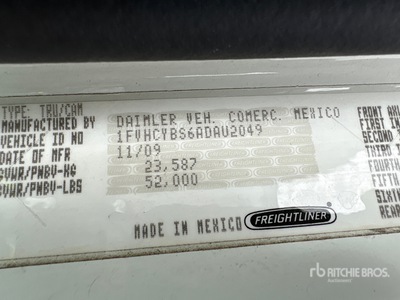 2010 Freightliner M2 106 6x4 شاحنة فان