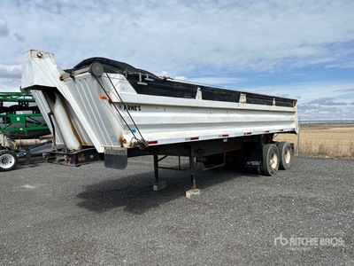 1998 Arne's 28 ft T/A Remolque banera